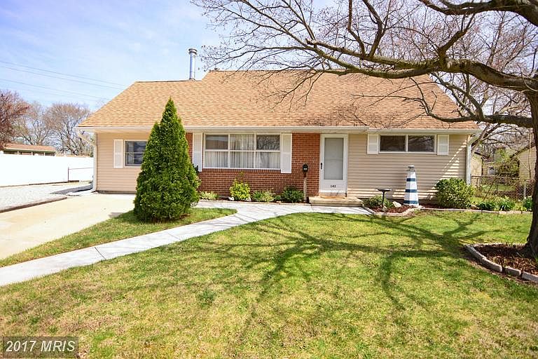 1st image of 143 S Meadow Dr