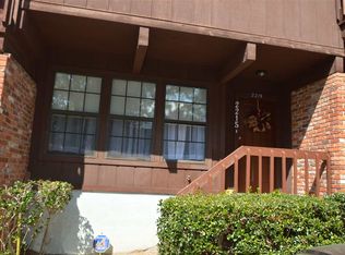 2215 Timberwood Cir N, Tallahassee, FL 32304