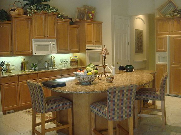 3rd image of 5893 Rolling Pines Dr