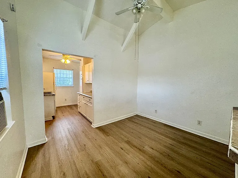 602 Lovett Ave — Photo 14