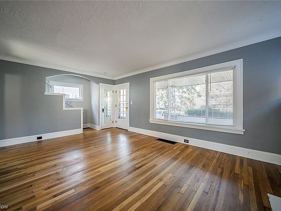 5th image of 3705 W 133rd St
