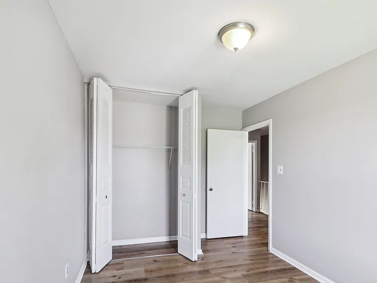 5448 Princess Dr — Photo 6