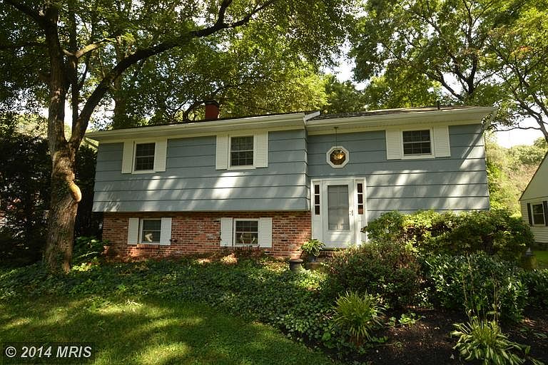 1st image of 1038 Dockser Dr