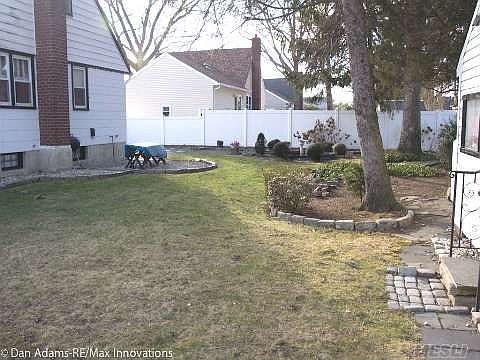 4th image of 101 Rhode Island Ave