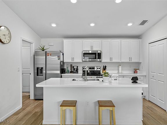 2nd image of 1906 NW 19th Pl