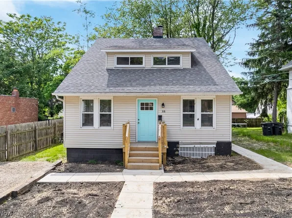 318 Pioneer St, Akron, OH 44305