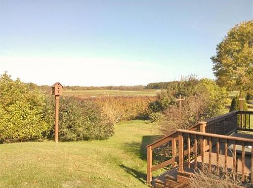 3rd image of 8 Riverview Dr