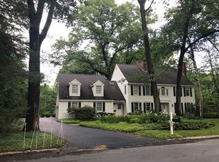 17 Roberts Ln, Saratoga Springs, NY 12866