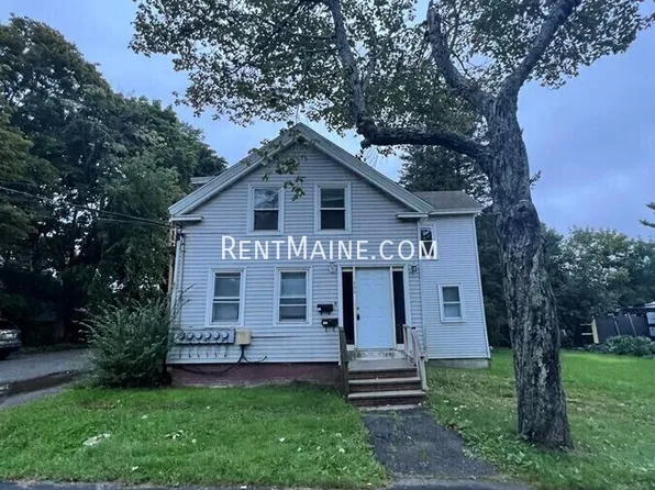 468 Union St APT 1, Bangor, ME 04401