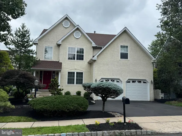 107 Hidden Ct, New Hope, PA 18938