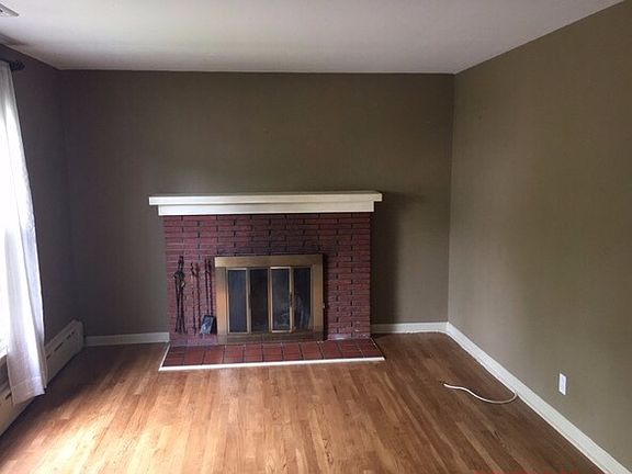 Additional Living Room