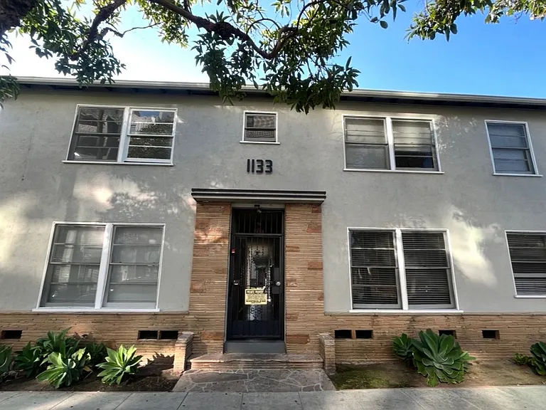 1133 Locust Ave Long Beach, Ca 90813-3262 — Photo 1