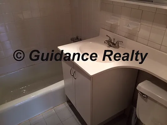 Rented by Guidance Realty Corp. | media 9