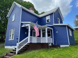 101 Oak St, Kingwood, WV