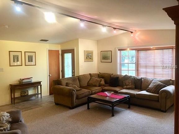 2nd image of 3002 Graham Ln