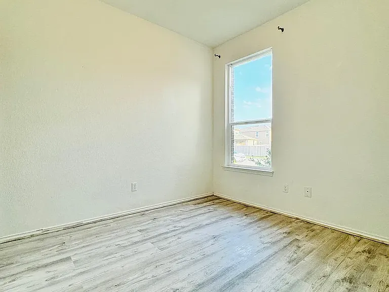 304 Lemon Light Ln — Photo 17