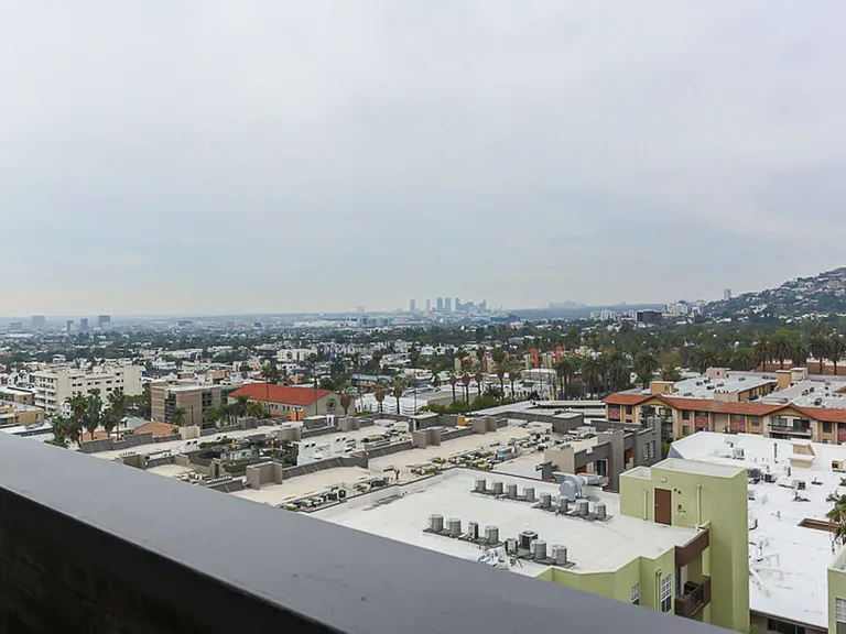7250 Franklin Ave #1112 — Photo 12