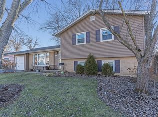 6326 Winston Dr, Woodridge, IL