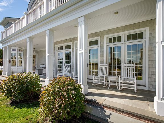 3rd image of 37 Parrish Pond Ln