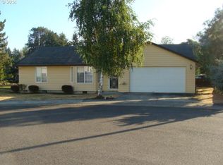 120 Ivy Ln, Saint Helens, OR