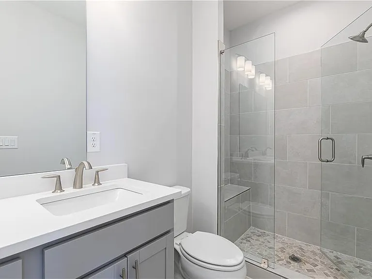 1009 Taylor Ct — Photo 21