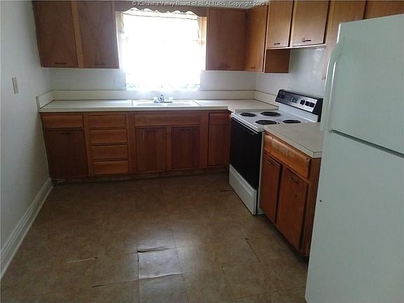 2nd image of 929 Central Ave