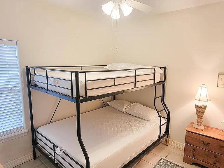 119 E Bahama St #4 — Photo 14