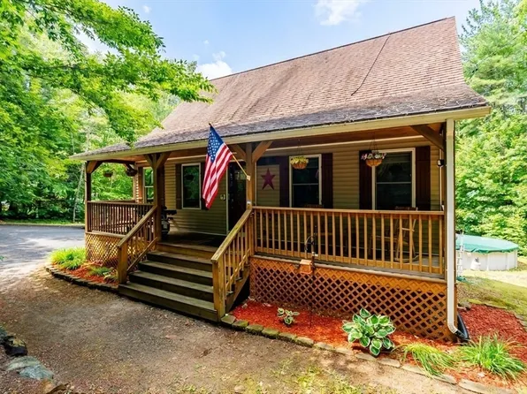 40 Lake Mattawa Rd, Orange, MA 01364