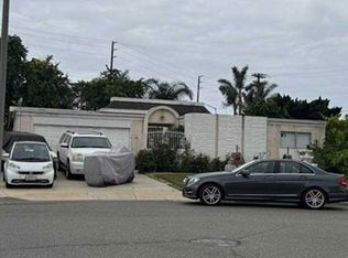 21471 Pinetree Ln, Huntington Beach, CA 92646