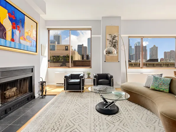 393 West 49th Street image 7 of 20