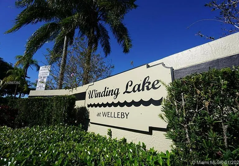 10053 Winding Lake Rd #101 — Photo 15