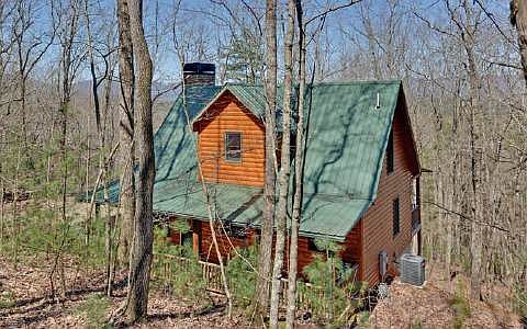 1st image of 207 Pine Mountain Dr