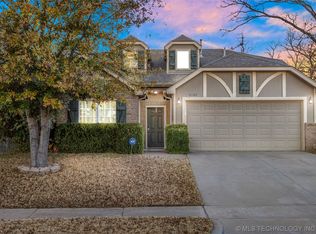 10302 S Prescott St, Jenks, OK 74037