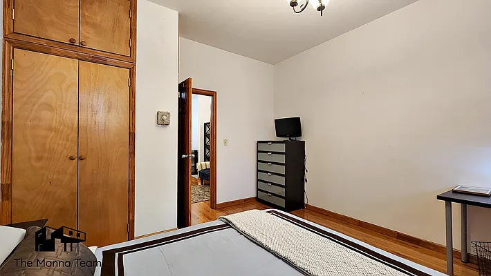 Rented by Compass | media 11