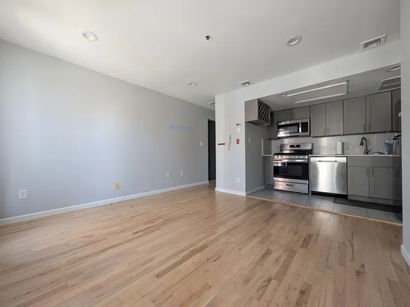 457 2nd St APT 3, Hoboken, NJ 07030