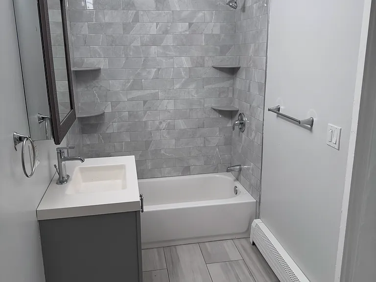 264 Great Plain Rd #C — Photo 13