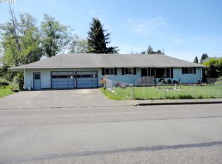 3330 Chester St, North Bend, OR 97459