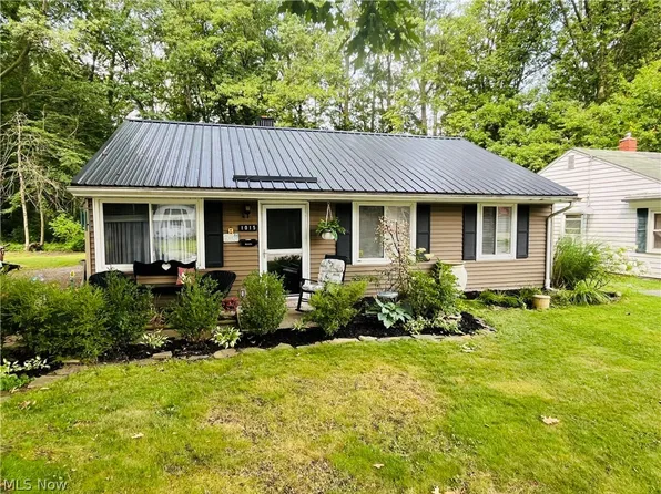 1015 Union Ave, Ashtabula, OH 44004