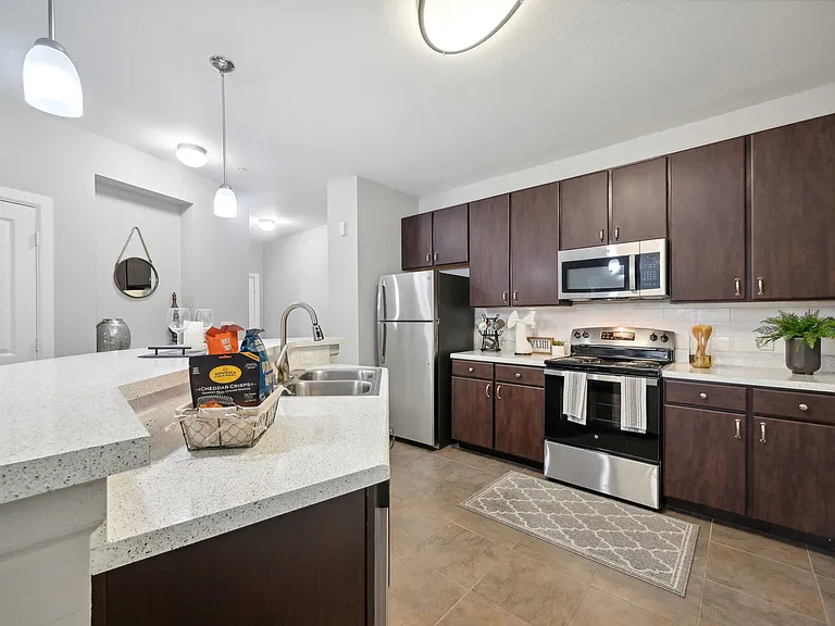 District at Greenville Apartments — Photo 6