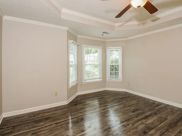 1290 Shamrock Hill Cir — Photo 9