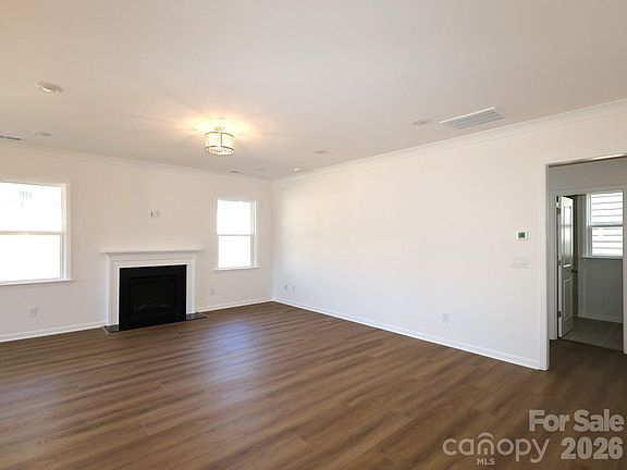 4th image of 12101 Avienmore Dr