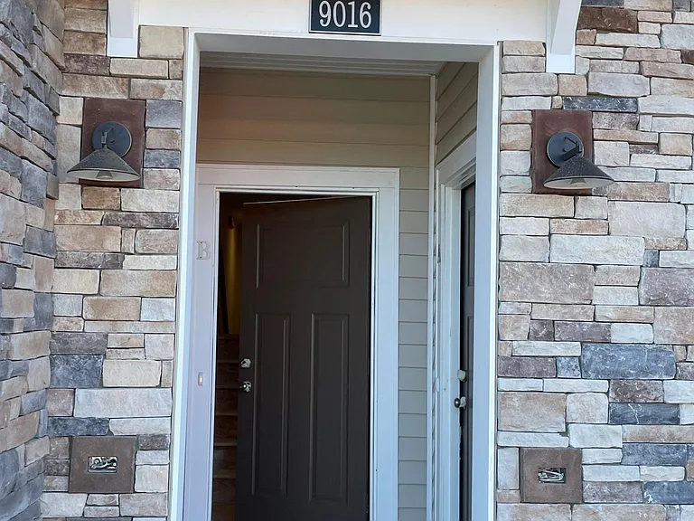 9016 Milton Mill Dr #A — Photo 16