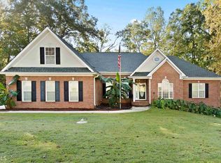 68 Contour Dr, Stockbridge, GA 30281