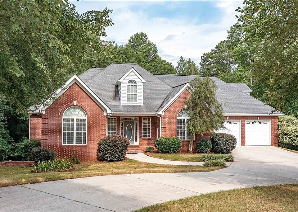 1st image of 1400 Daniel Rd