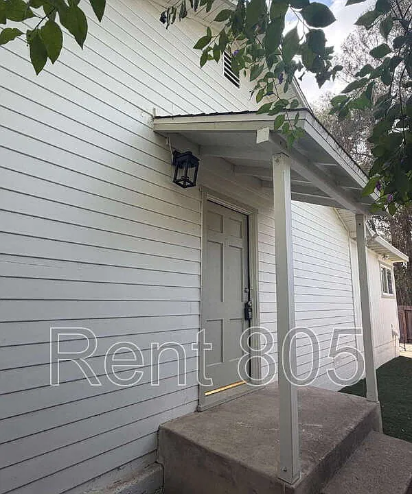 2775 N Ventura Ave
