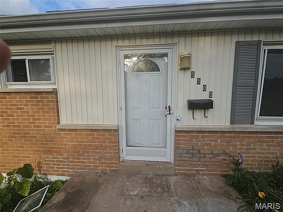 3rd image of 5500 Donbar Dr