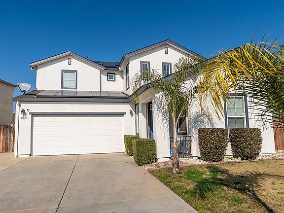 3rd image of 2107 Oak Branch Dr
