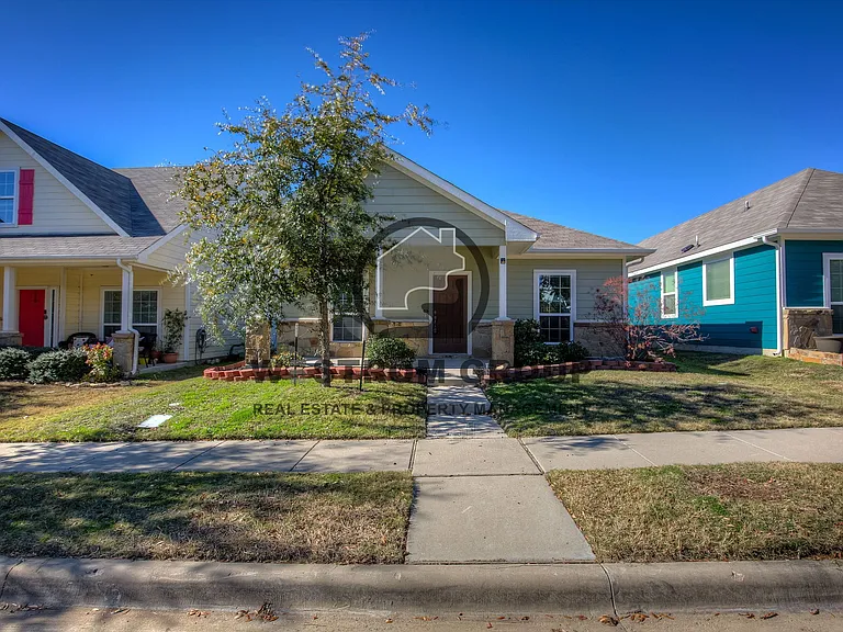 10953 Caldwell Ln — Photo 1