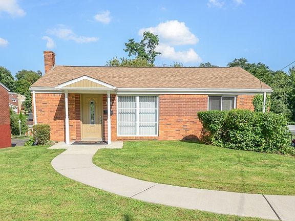 2nd image of 889 Joan Dr