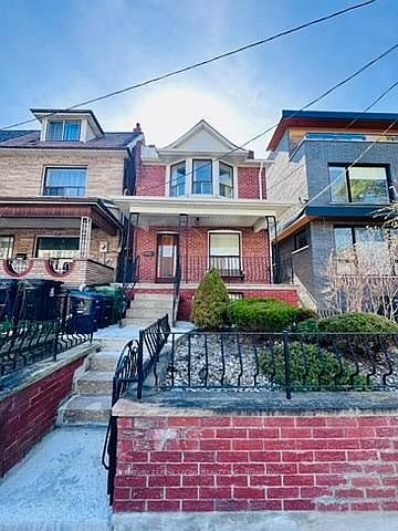 1st image of 382 Roxton Rd